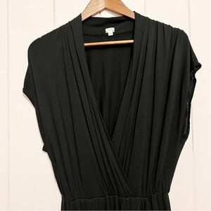 Wilfred Black Faux Wrap Dress. Has elastic waist and capped sleeves. Size XS.